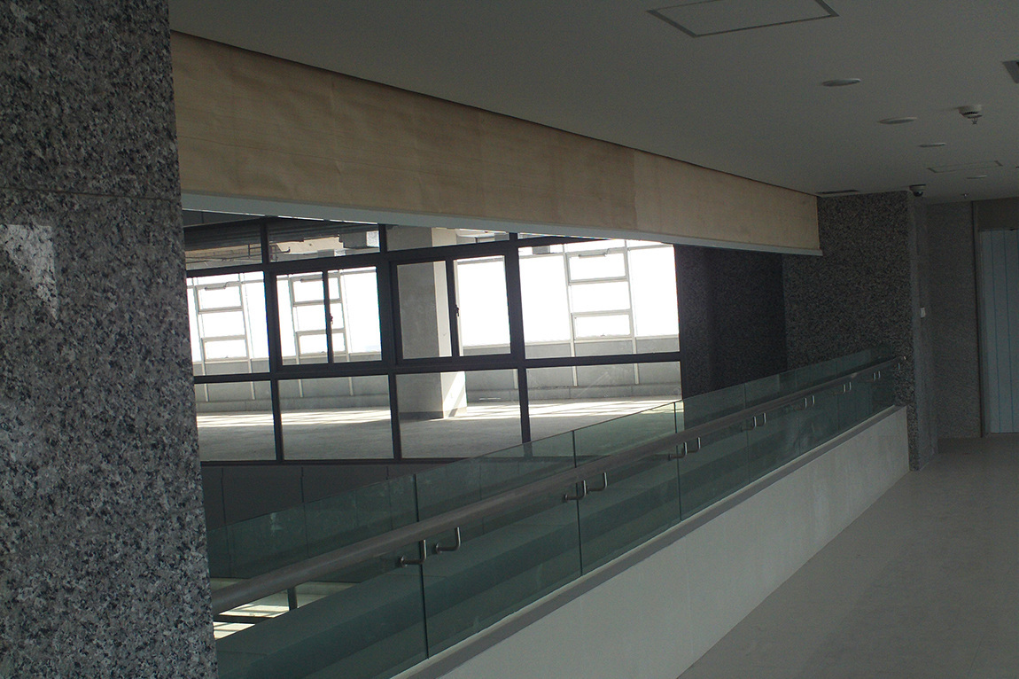 活动式柔性挡烟垂壁