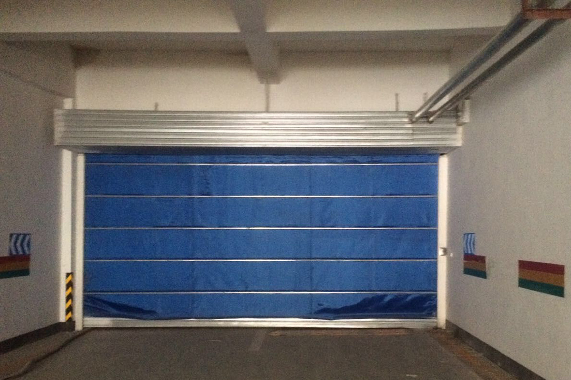 无机特级防火卷帘门